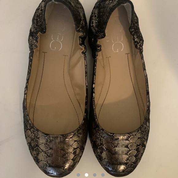 SOLD - Picture 2 of 3